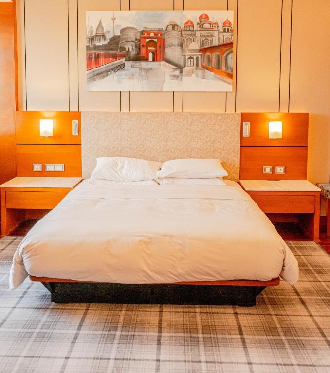 هتل هایت سنتریک جاناکپوری دهلی نو